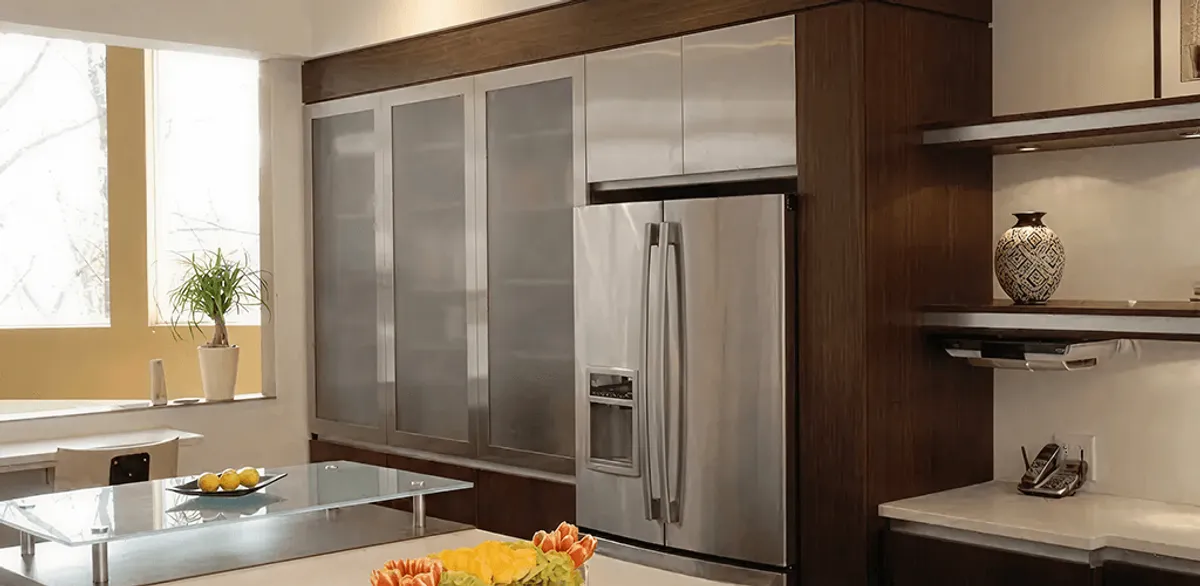 Cabinet door replacement and modern kitchen cabinet upgrade in Sarasota, FL